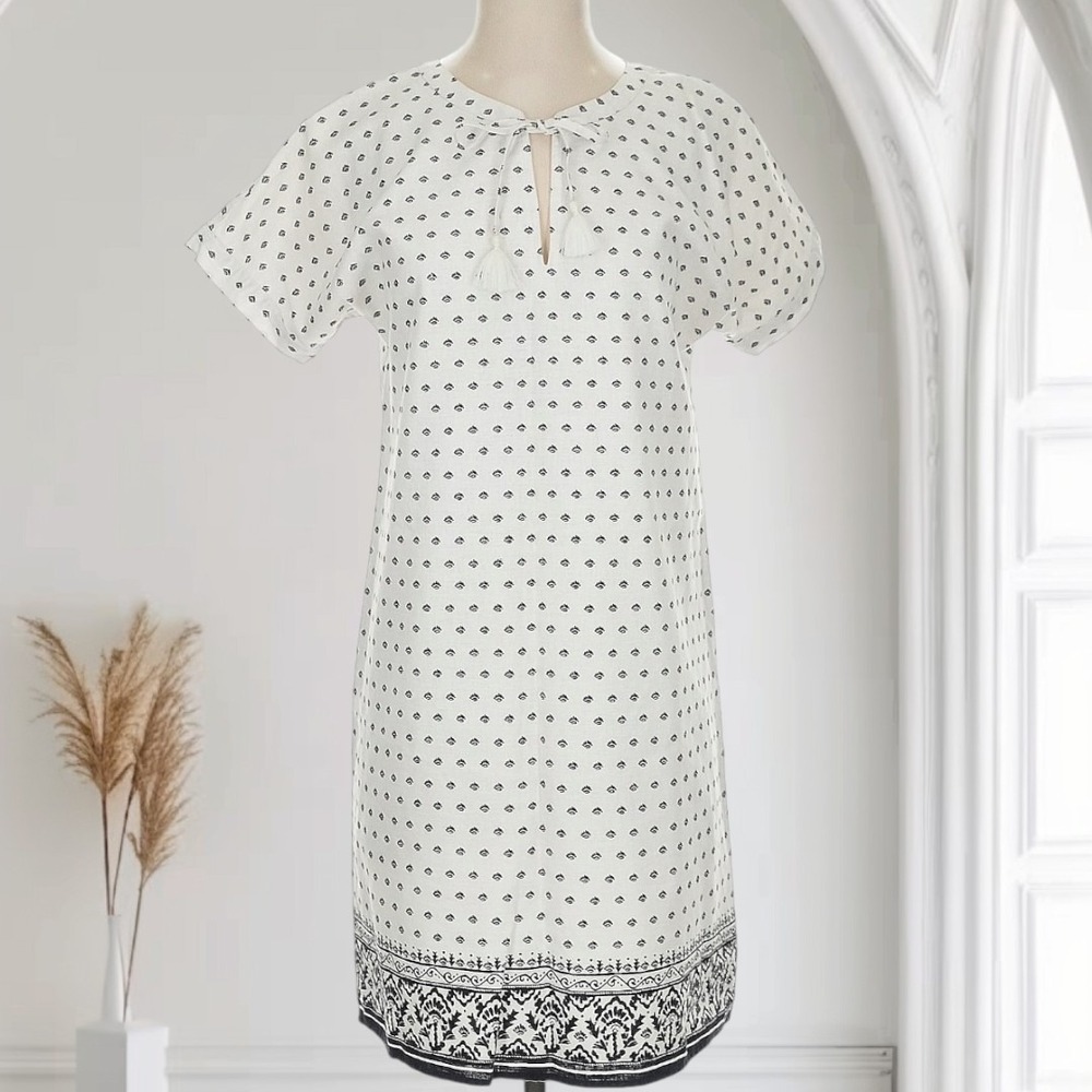 Vineyard Vines White Mini Dress with Black Print